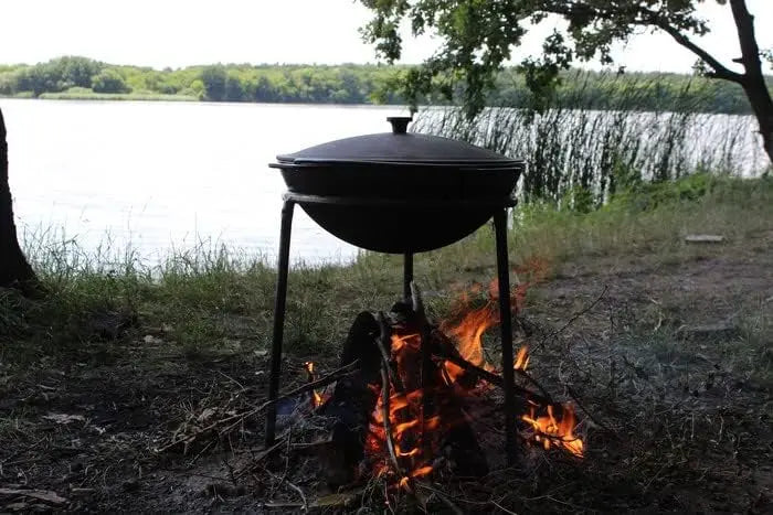 Iron Uzbek Kazan Dutch Oven Pot with Lid 10.5 qt Cooking - The Great Earth Store